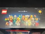 LEGO vending machine parts detail